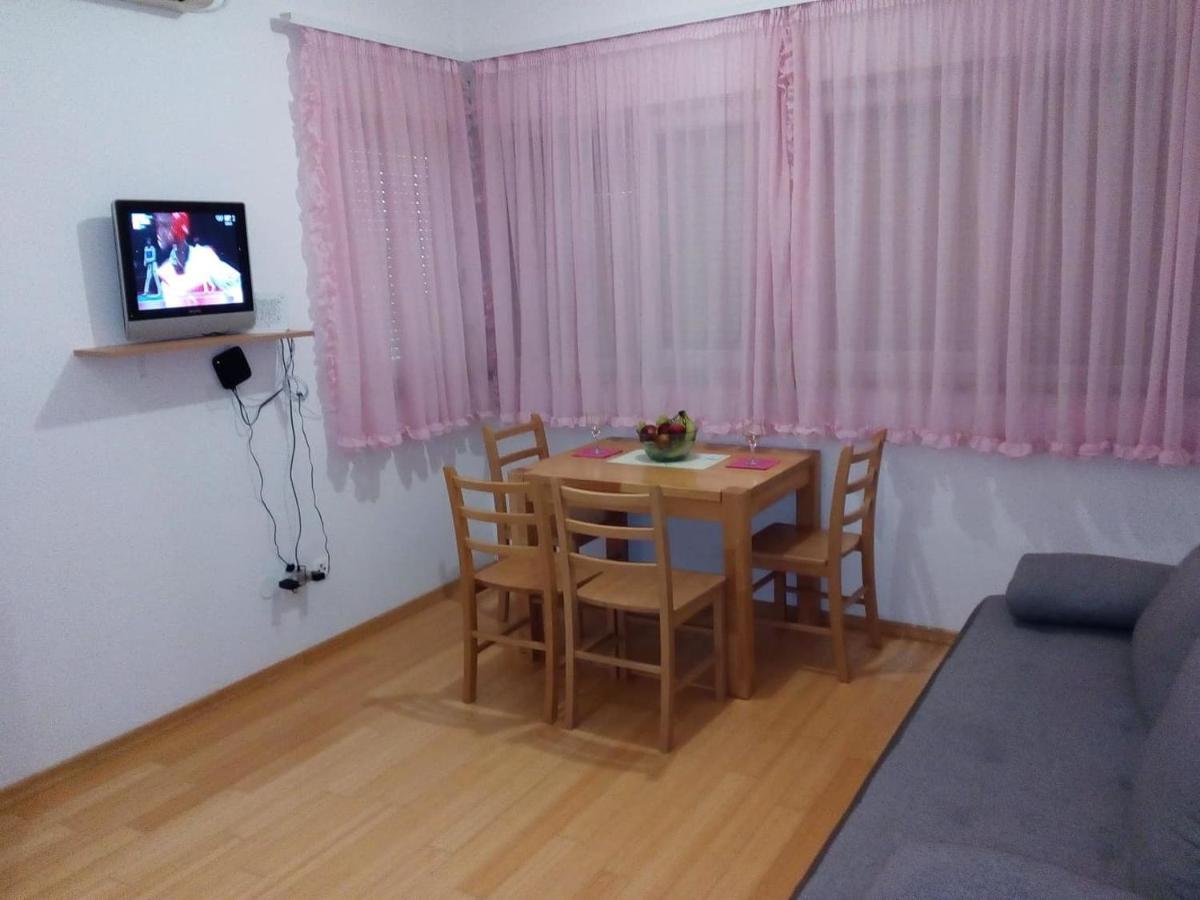Apartment Bambino คาชเตลา ภายนอก รูปภาพ